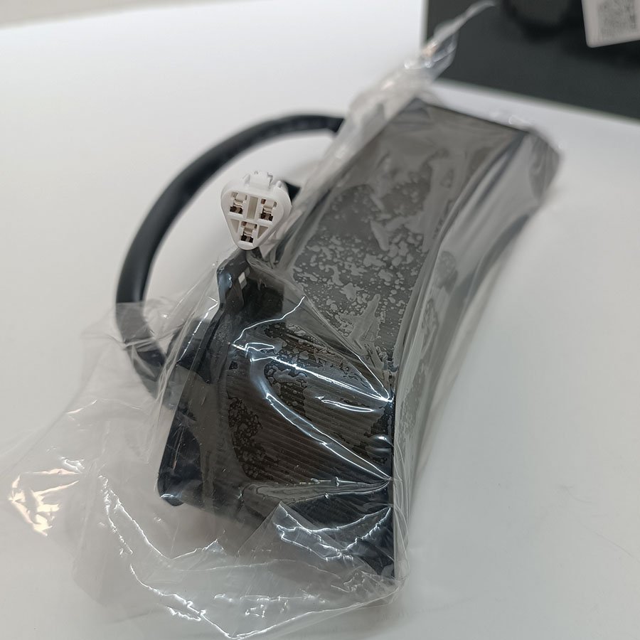 Feu Arrière LED noir fumé Moto Universel Haute Luminosité – Image 4