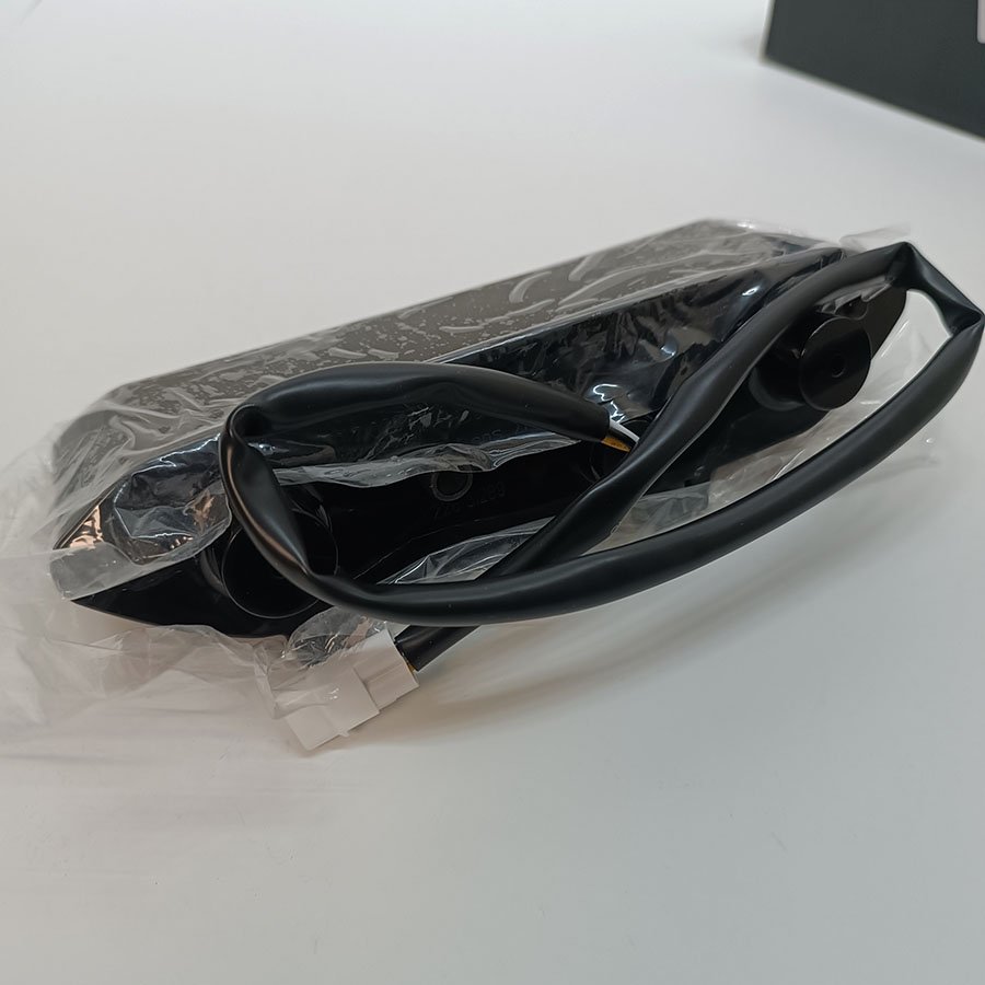 Feu Arrière LED noir fumé Moto Universel Haute Luminosité – Image 6