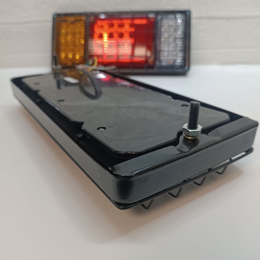 Feux Arrière LED Universels Pour Remorques Camions Vans – Image 8