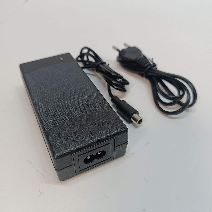 Chargeur trottinette électrique 42V 2A Prise RCA – Image 8