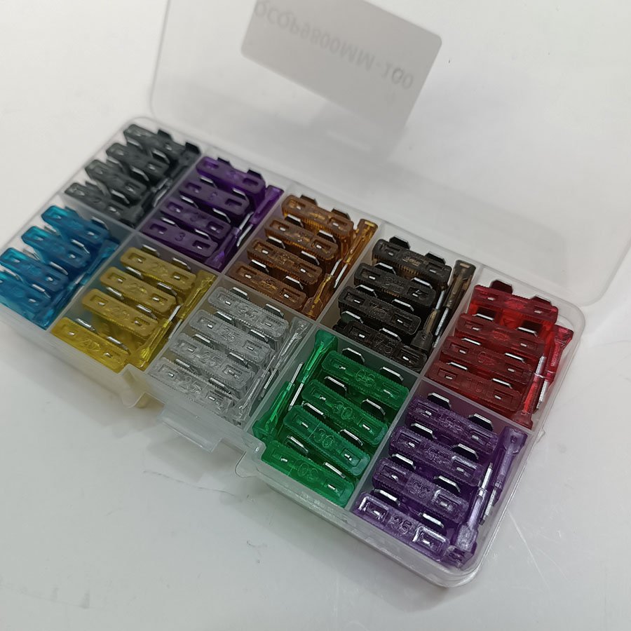 Boîte 100 Fusibles Auto Standard 2A à 35A – Image 6