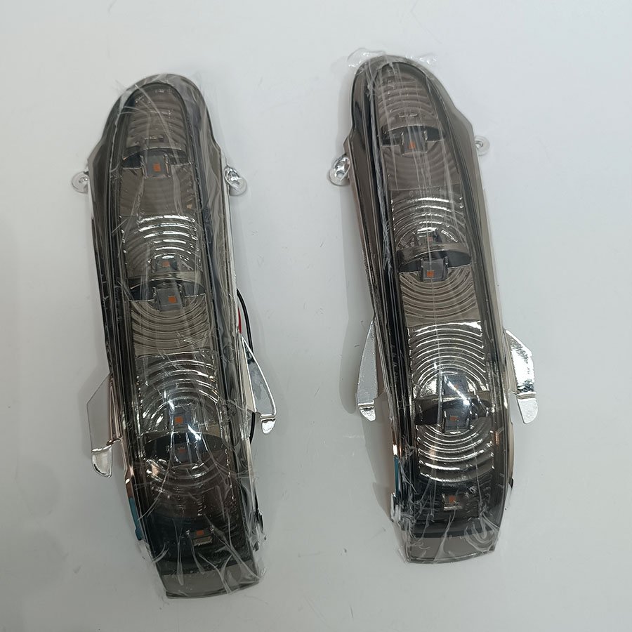 Clignotants De Rétroviseur Latéral Mercedes-Benz W220 – Image 3