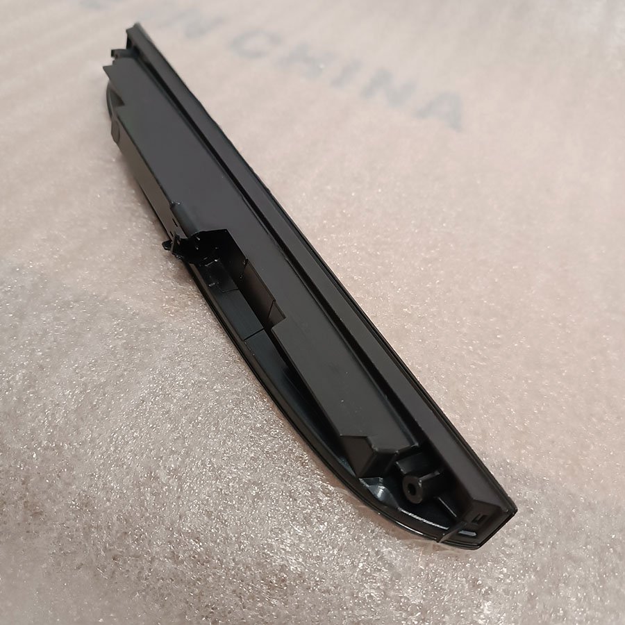 3ème Feu Stop 7700410753 Clio II Noir – Image 4