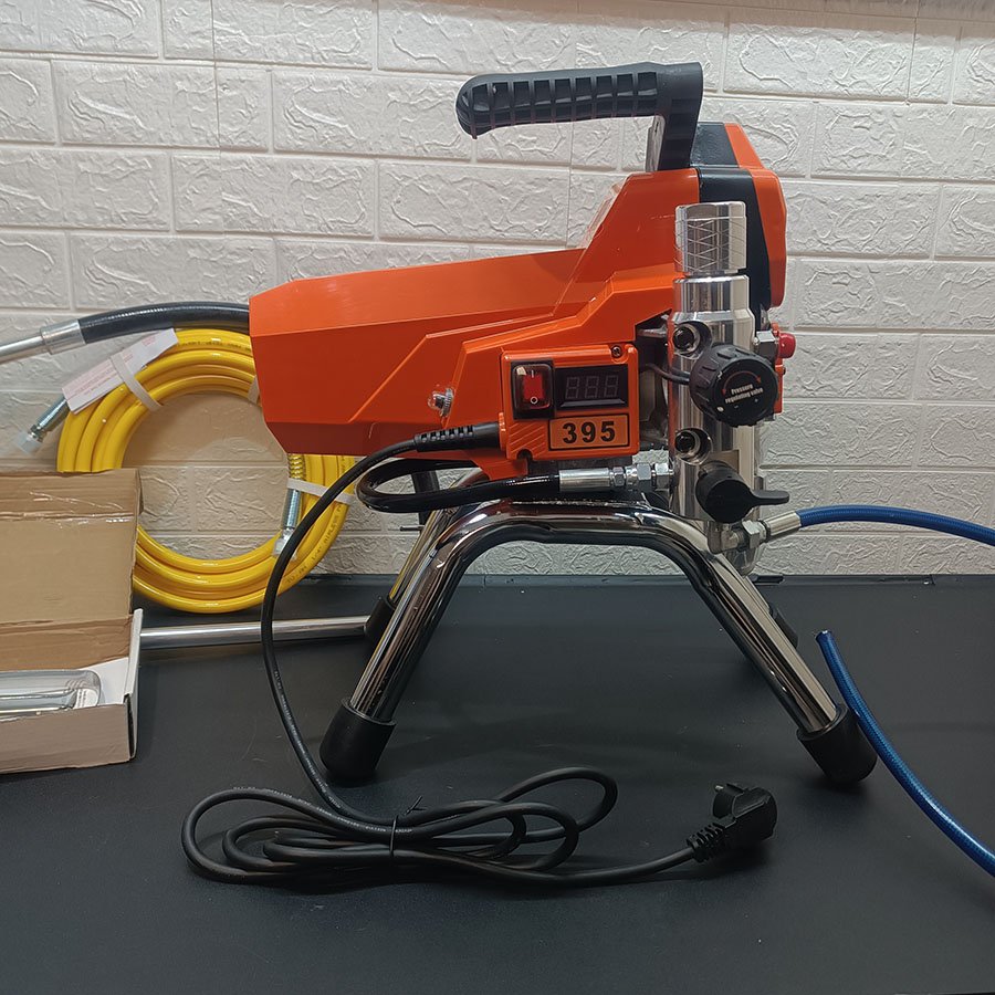 Pistolet à peinture sans air avec tuyau haute pression, 2200 W – Image 2