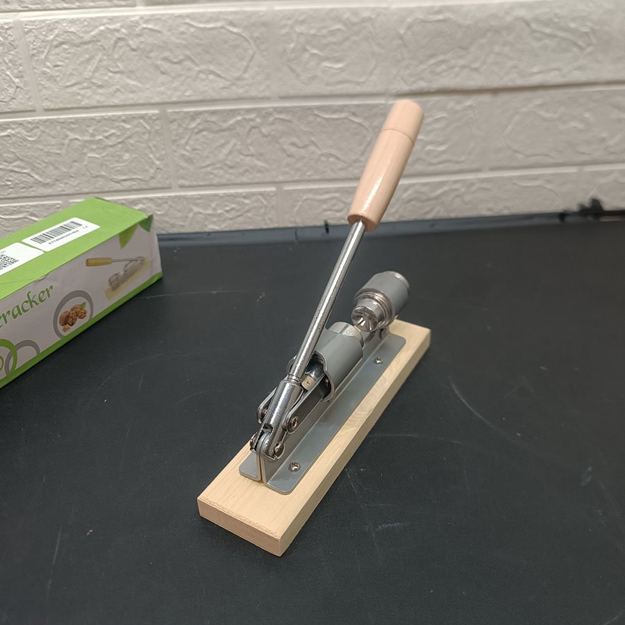 Casse Noix Casse-Noisette Manuel en Bois Résistant – Image 7